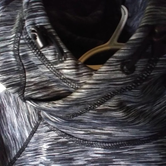 Gap Fit Lined Reflective Hoodie Sweatshirt Thumb - Picture 6 of 12